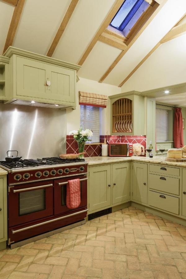 Lavender Cottage Thorndon Exterior photo