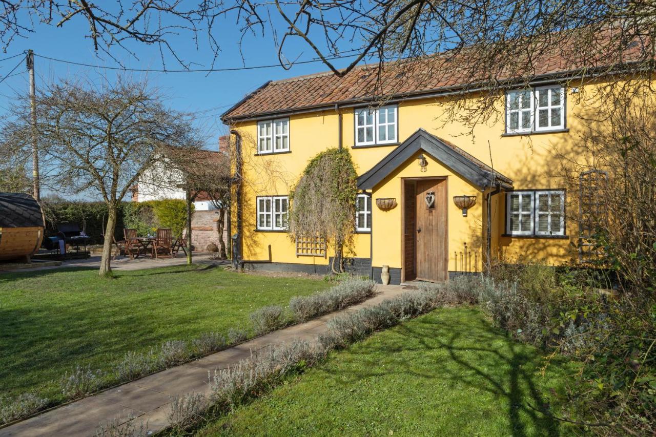 Lavender Cottage Thorndon Exterior photo